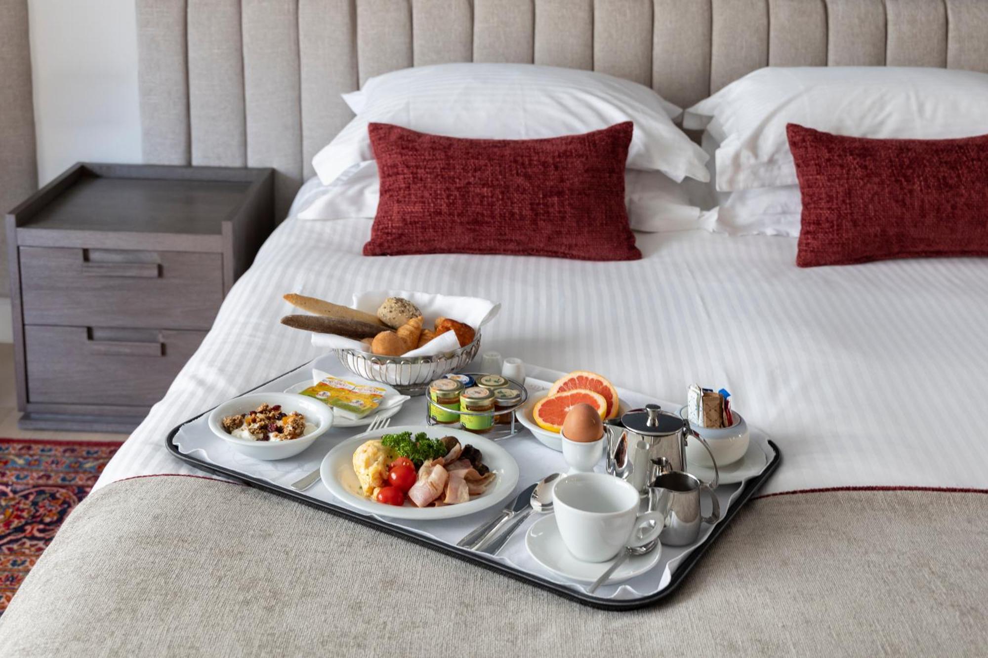 Hotel Njv Athens Plaza Exteriér fotografie Room service tray