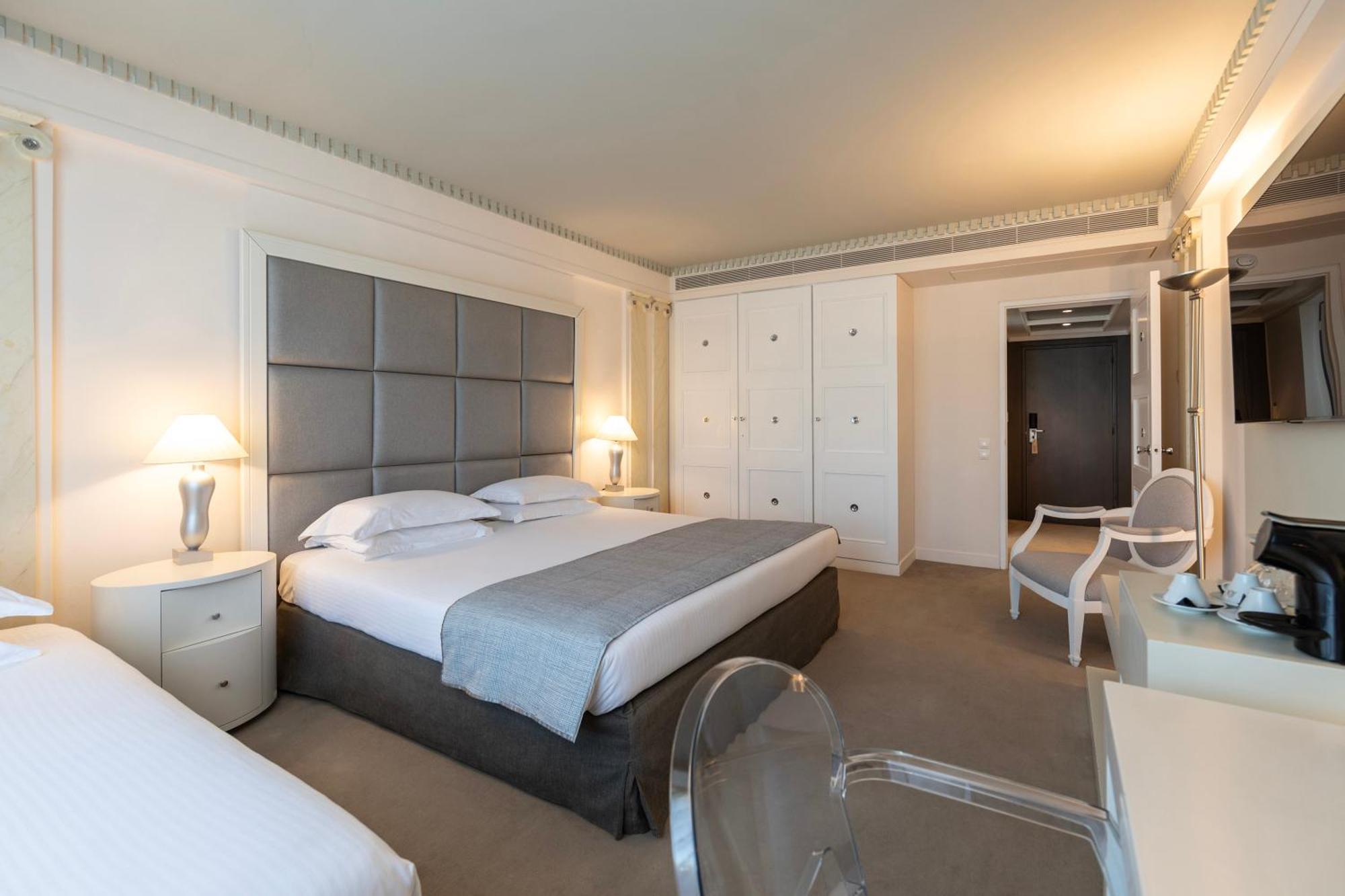 Hotel Njv Athens Plaza Exteriér fotografie A room at the hotel