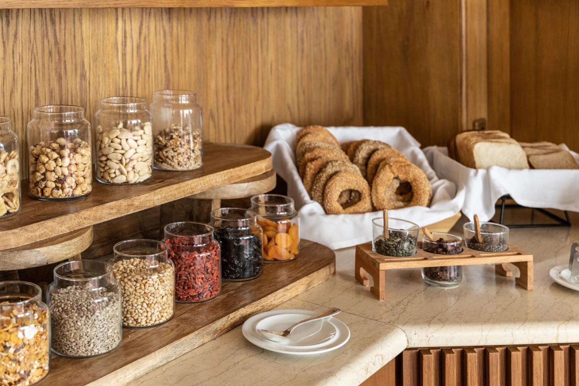 Hotel Njv Athens Plaza Exteriér fotografie A breakfast buffet